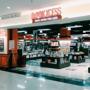 bookxcess amcorp mall