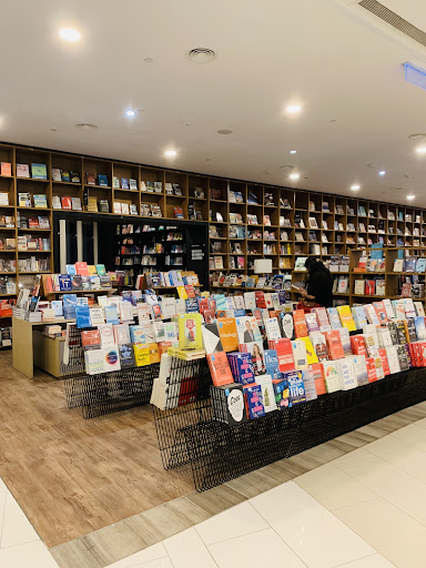 BookXcess Gurney Paragon