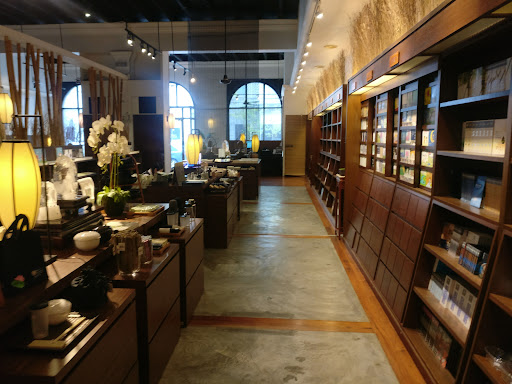 Jing Si Books & Cafe Penang 檳城靜思書軒