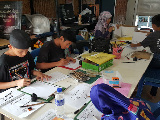 Koloni Kreatif (Emma & Sons)