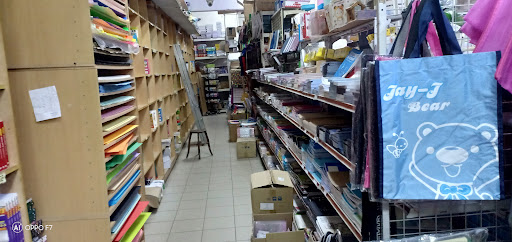 Kedai Buku Top Public