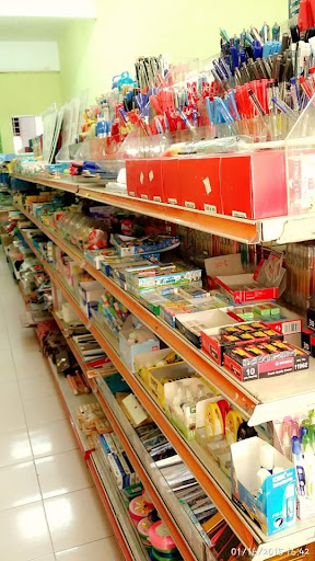 KEDAI ALAT TULIS, FOTOKOPI DAN TAIP SURAT-MENYURAT (Stationery, Photocopy & Typing Service)