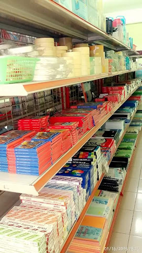 KEDAI ALAT TULIS, FOTOKOPI DAN TAIP SURAT-MENYURAT (Stationery, Photocopy & Typing Service)