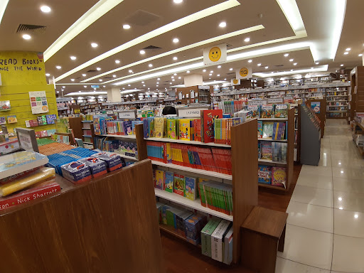 POPULAR Bookstore 大众书局 | Mid Valley Megamall