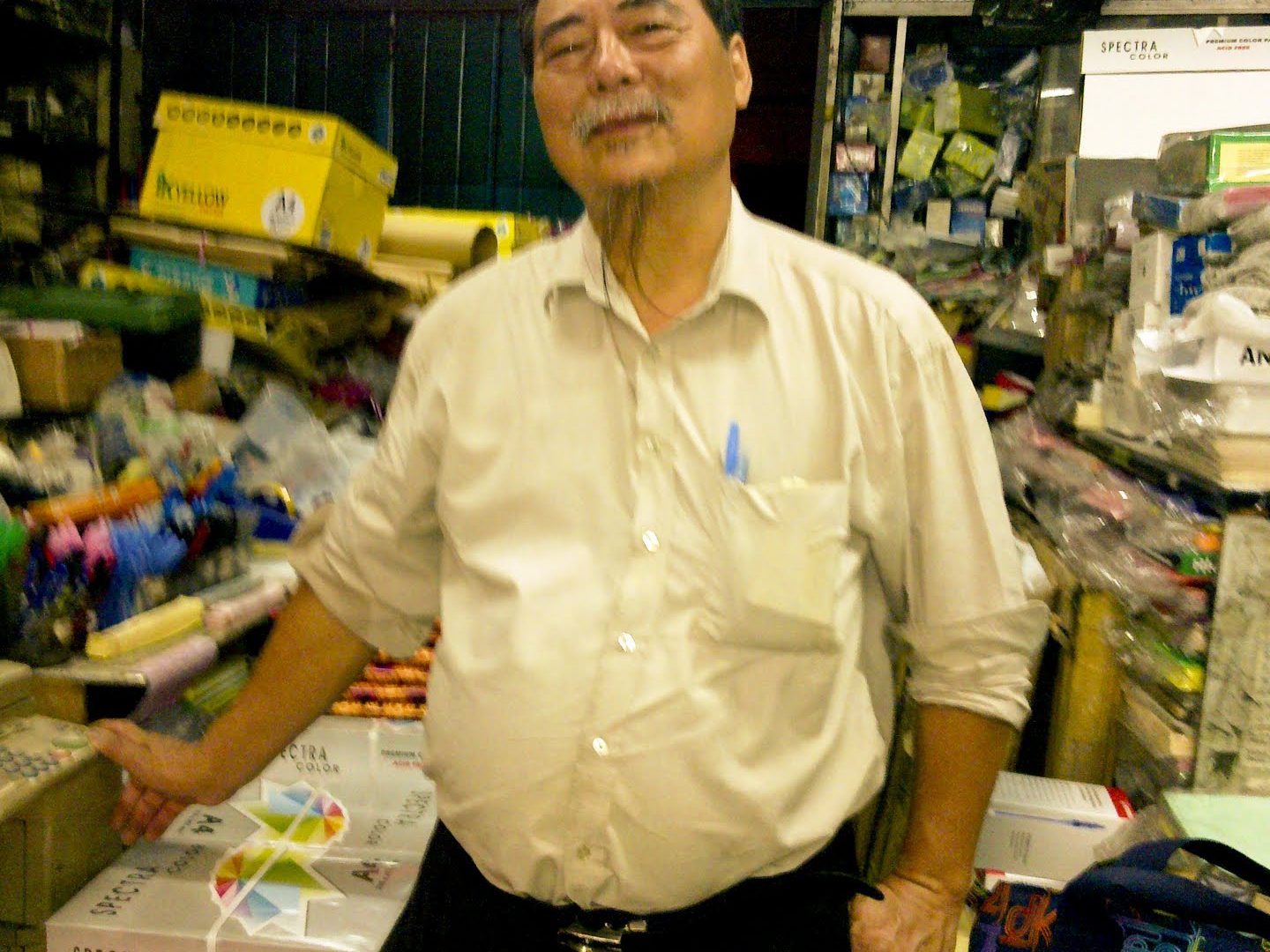 kedai buku boon thong