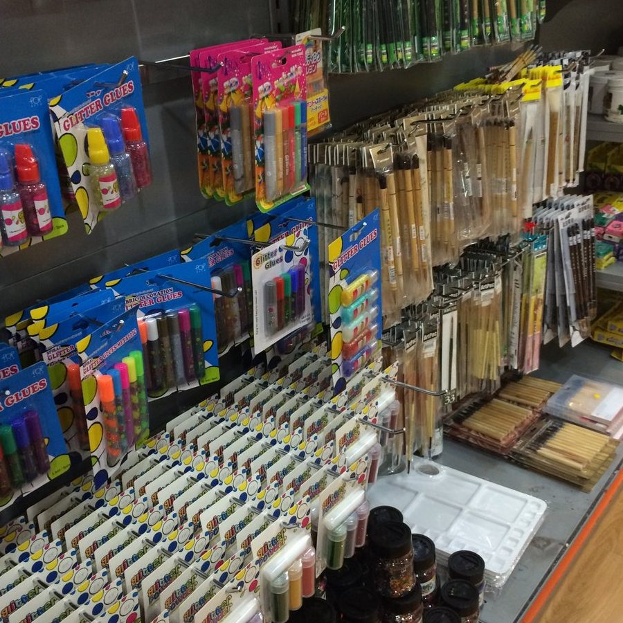 kedai buku dan alat tulis pustaka chiew