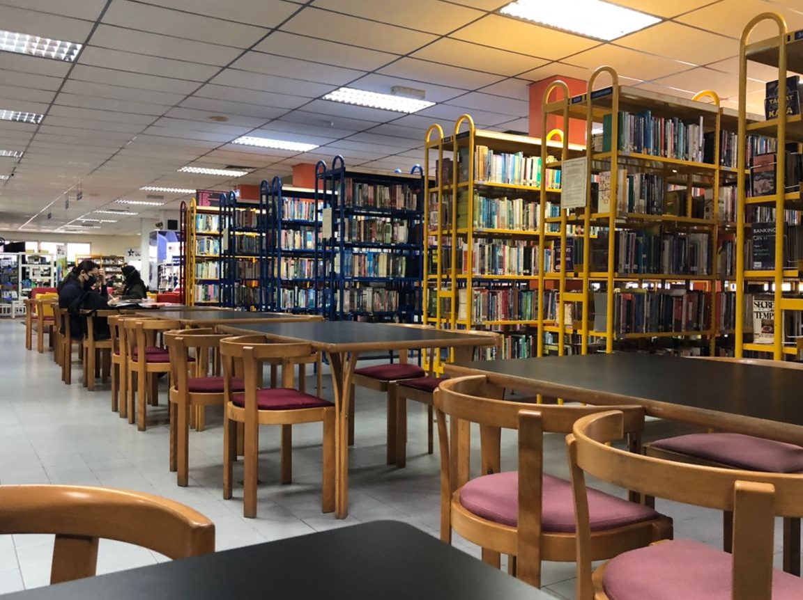 perpustakaan awam kapit