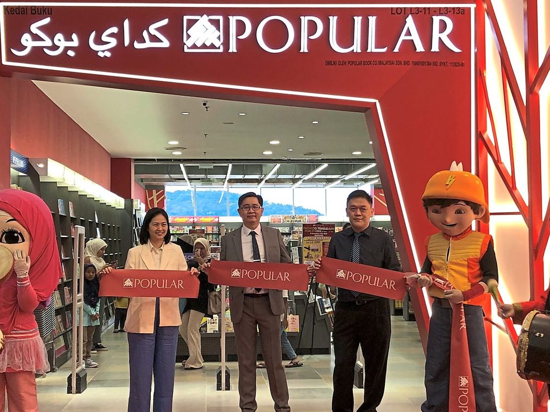 popular bookstore kuantan city mall
